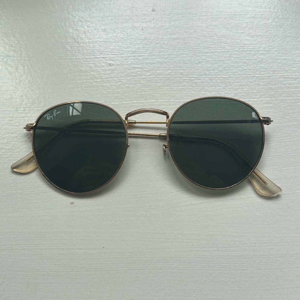 Gold Round Metal Ray Ban Sunglasses